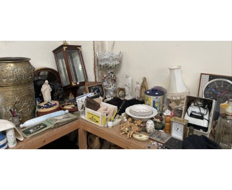 A brass coal bucket together with a brass jardiniere, gilt wall mirror, display cabinet, postcards, costume jewellery, glass 