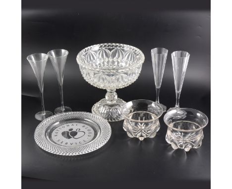 Quantity of glassware including set of six similar cut glass rinser bowls, champagne flutes and coupes, Doulton decanter with