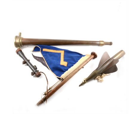 Box of military related items, a German Oigee gun sight, brass compass, a T. Walker "Cherub" brass ship-log, etc