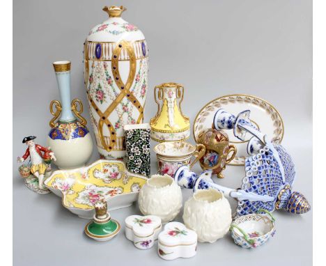 A Collection of British and Continental Porcelain, including a large Vienna vase, Limoges example, pair of Royal Worcester bu