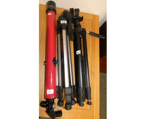 A Tasco telescope and two tripods (3). 