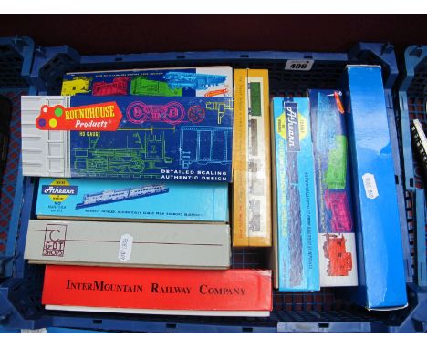 Ten Boxed 'HO' Gauge U.S.A Outline Rolling Stock Plastic Kits, hopper, flat and box etc by various makers, )box contents unch