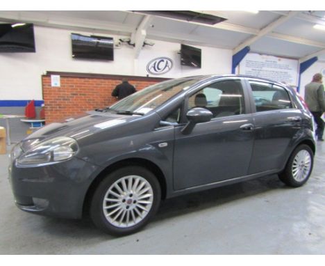 Make &amp; Model: Fiat Grand Punto GP 16VDate of Reg: EX09 DVMColour: Greycc: 1368MoT: 05-03-2022Fuel Type: PETROLMileage: No