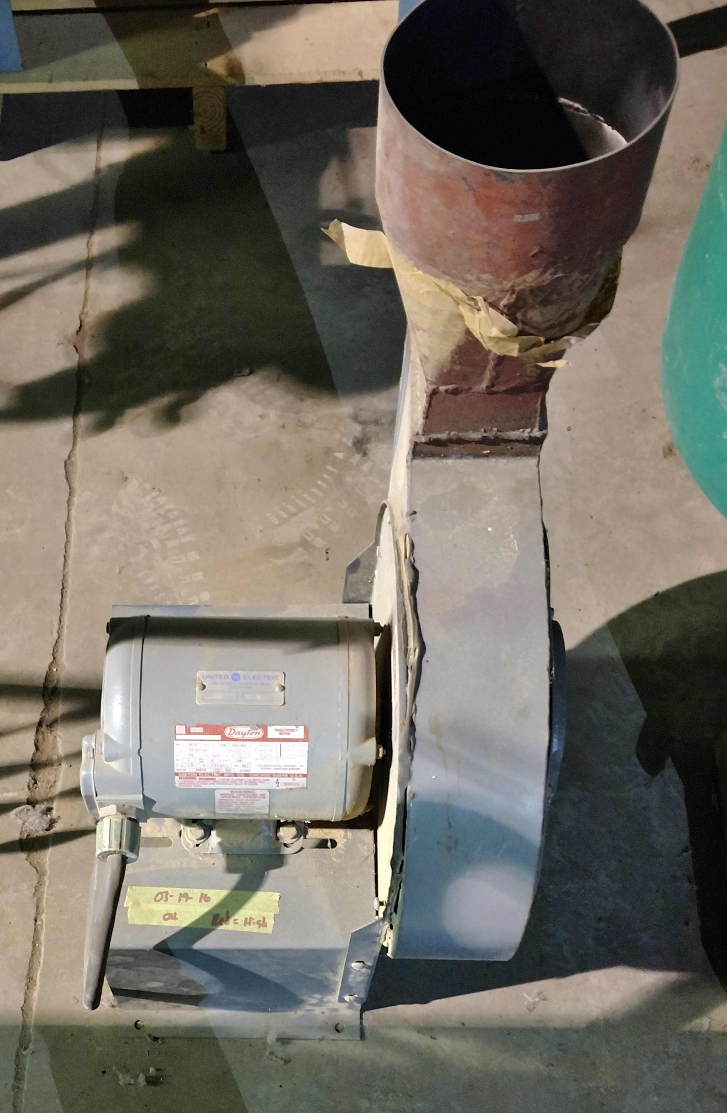 DAYTON MODEL 4C108, 1HP DUST COLLECTOR BLOWER MOTOR S/N N.A., 3PH, 75