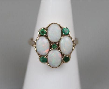 Gold Opal &amp; Emerald set ring - Approx. size M½ 