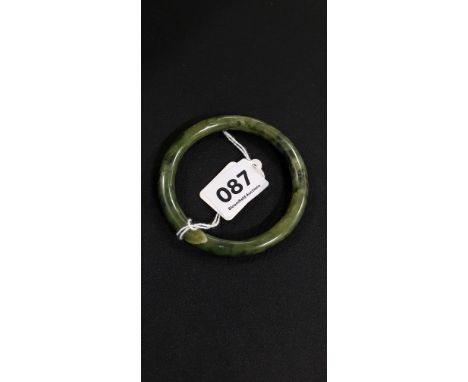 JADE BANGLE