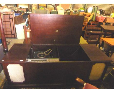 Dynatron record player in mahogany cabinet