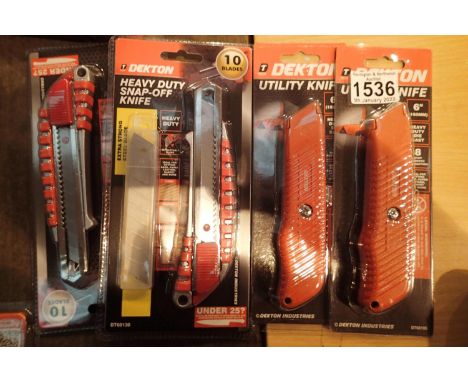Four new old stock Dekton workshop retractable knives. P&amp;P Group 1 (£14+VAT for the first lot and £1+VAT for subsequent l