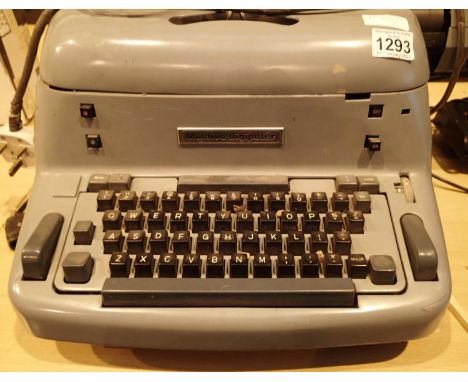 Vintage electric typewriter. Not available for in-house P&amp;P, contact Paul O'Hea at Mailboxes on 01925 659133 