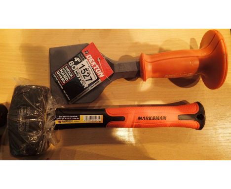 New old stock 1.5kg stoning hammer and a 4'' bolster. P&amp;P Group 1 (£14+VAT for the first lot and £1+VAT for subsequent lo