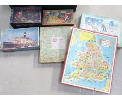 A selection of vintage jigsaws (none guaranteed complete); children's books; etc.