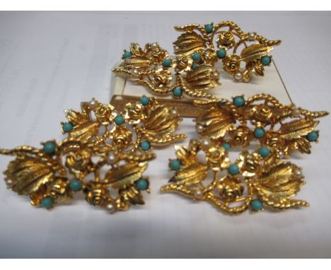 Victorian silver bangle in the form of a belt and buckle, set of six Harrods floral design gold plated menu holdersBracelet i