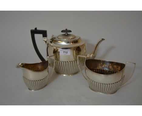 Late 19th Century, Sheffield silver three piece tea service of half fluted design 1893, 30 troy oz 