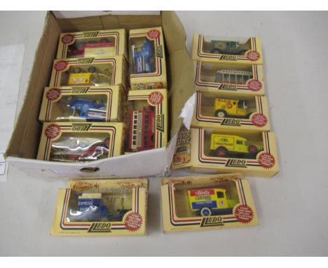Quantity of boxed Lledo model vehicles 
