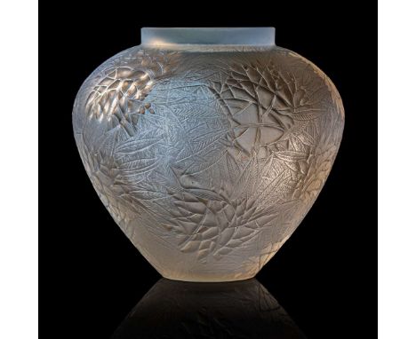  RENÉ LALIQUE (FRENCH 1860-1945) ESTEREL VASE, NO. 941 designed 1923
cased opalescent, and sepia stained
intaglio R. LALIQUE 