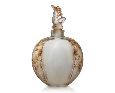  RENÉ LALIQUE (FRENCH 1860-1945) SIRÈNES AVEC BOUCHON FIGURINE VASE, NO. 883 designed 1920
clear, frosted and sepia stained
m