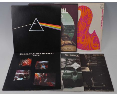 A collection of vinyl, various dates and genres to include Pink Floyd - Dark Side Of The Moon Harvest SHVL 804 A-5 / B-5 with