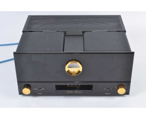 An Audio Classics Classic 9B Mono Tube Amplifier, w.44, d.37, h.21cm. together with a 1500 Watt Auto Transfromer. (2)We have 