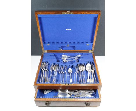 Wooden canteen of Mappin and Webb cutlery with drawer, H 17cm, W 49cm, D 39cm