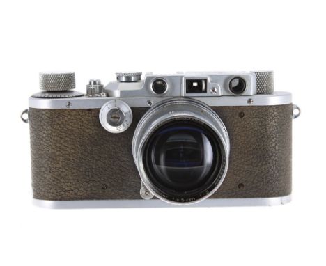 Leica IIIa camera, no. 211195, with Leitz Wetzlar Summitar f=5cm 1:2 lens no. 681765