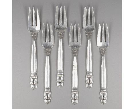 Georg Jensen pastry forks (6), model Acorn, silver. Designed by Johan Rohde in 1915. Beautiful set of six cake forks in excel
