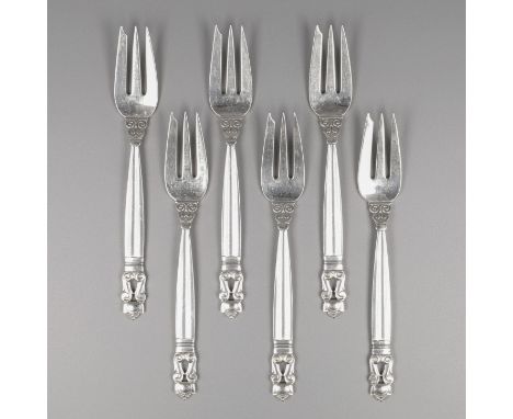 Georg Jensen pastry forks (6), model Acorn, silver. Designed by Johan Rohde in 1915. Beautiful set of six cake forks in excel