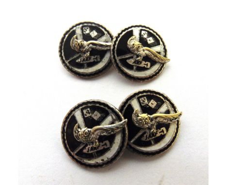 A RARE PAIR OF SOUTH AFRICAN AIR FORCE 31 SQUADRON ENAMEL CUFFLINKS  circa 1940s.