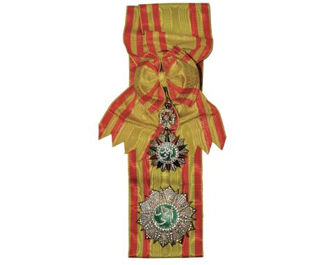 ORDERS, DECORATIONS AND MILITARY MEDALS, World Medals, Tunisia, Order of Glory (Nichan Iftikhar), First Class Set of Insignia