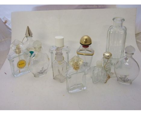 COLLECTION OF VINTAGE PERFUME BOTTLES