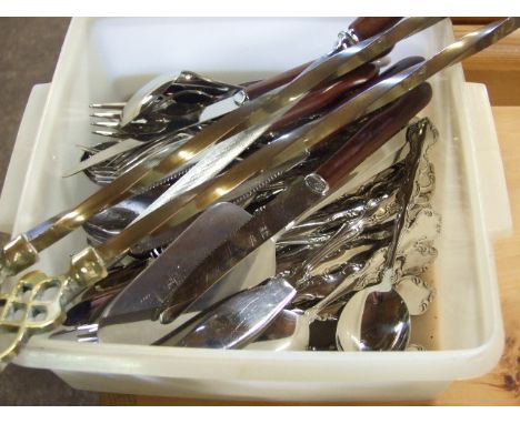 Box Cutlery to include Silver Handled Cake Server