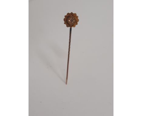 15CT GOLD TIE PIN - 1 GRAM APPROX