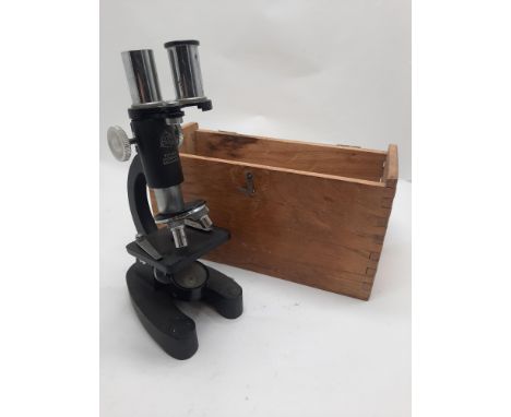 VINTAGE HOC JAPANESE STUDENT MICROSCOPE