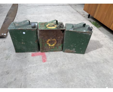 THREE VINTAGE FUEL CANS WITH ORIGINAL CAPS TO INCLUDE A 'PRATTS' AND TWO 'BP' 