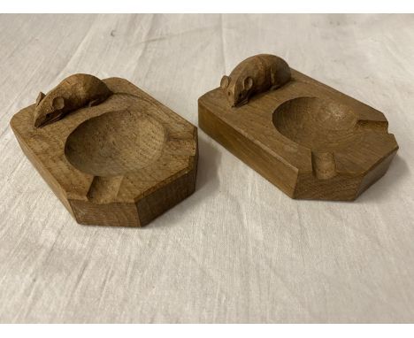 TWO ROBERT THOMPSON "MOUSEMAN" CARVED OAK TRINKET/ ASH TRAYS WITH MOUSE INSIGNIA 