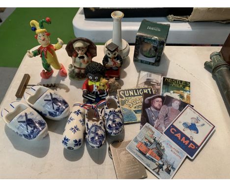 AN ASSORTMENT OF ITEMS TO INCLUDE DELFTS CERAMIC CLOGS 