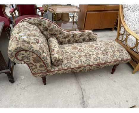 A MODERN CHAISE LONGUE BY JADE HOLDINGS 