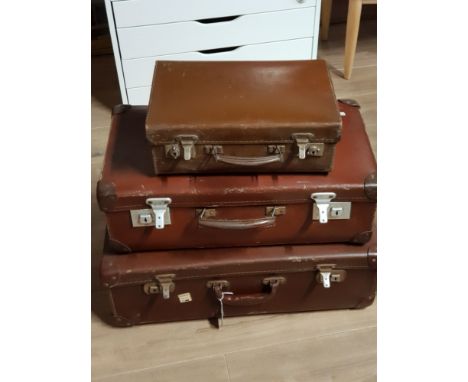 3 VINTAGE LEATHER LUGGAGE CASES