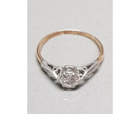 18CT YELLOW GOLD DIAMOND SOLITAIRE RING SIZE K 1/2 GROSS WEIGHT 1.5G