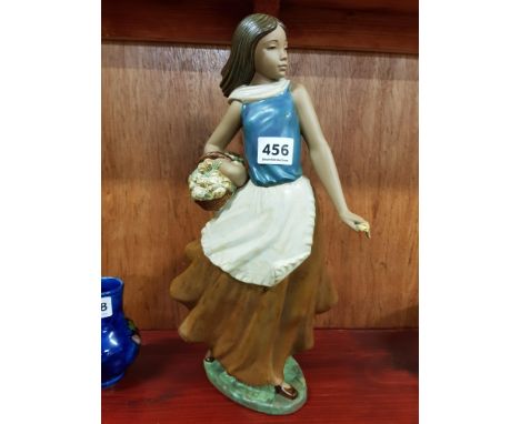 LARGE NAO GIRL FIGURE WITH BASKET 