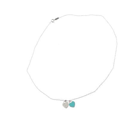TIFFANY & CO Halskette "RETURN TO TIFFANY", akt. NP.: 320,-€. Anhänger mit Mini-Doppelherz, Sterlingsilber mit Tiffany Blue E