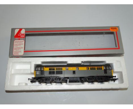 OO Gauge Model Railways: A LIMA Class 31 Diesel locomotive in BR Engineers Dutch Livery numbered 31541- VG in G box