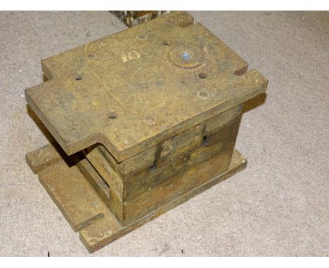 OO Gauge Model Railways: The original HORNBY DUBLO hot metal tooling for the hopper wagon chassis - NB see notes on weight an