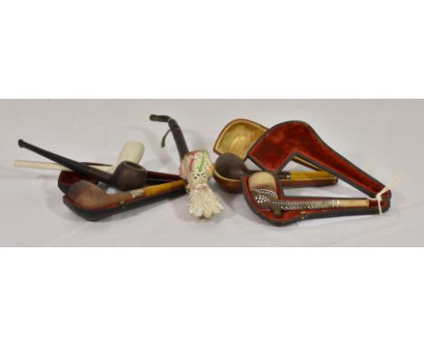 A collection of vintage smoking pipes to include a 'Jacob' Gambier 1048, Barling's, Loewe &amp; Co etc (6)