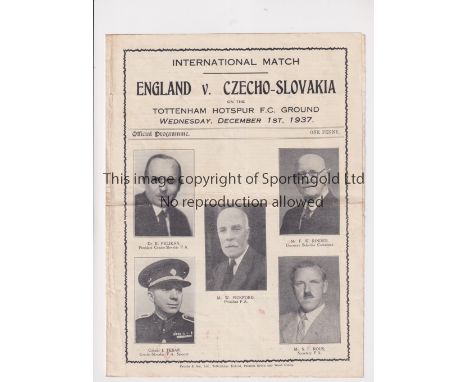 ENGLAND V CZECHOSLOVAKIA 1937                  Programme for the match at Tottenham 1/12/1937. Horizontal crease, team change