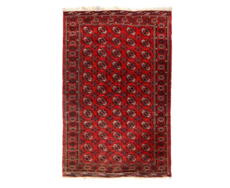 Tekke-Buhara wool rug, decorated with traditional geometrical motifs, Iran, first half of the 20th century, wool, 315 x 210 c