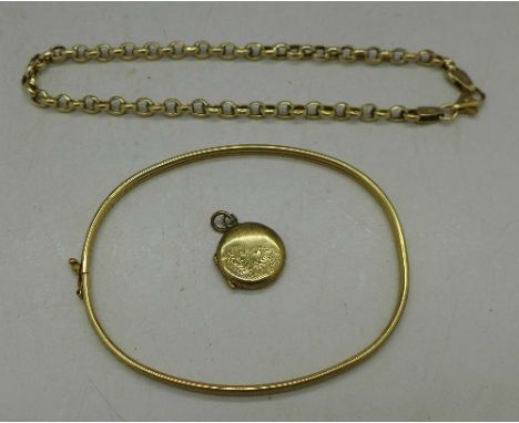 A 9ct gold bracelet and a 9ct gold bangle, 6.6g and a 9ct front and back locket
