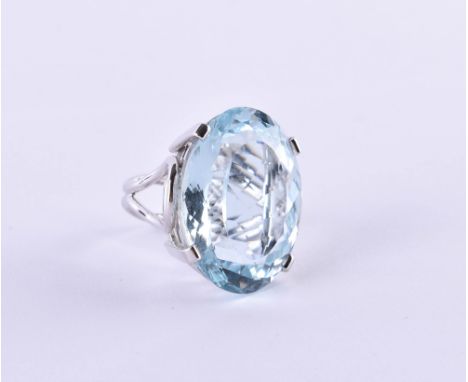 Aquamarin RingWG 750/000, Aquamarin ca. 30,00 ct, RG ca. 59, Gesamtgewicht ca. 29 g