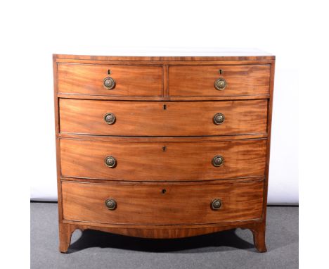 Mahogany chest of drawers, bow front, cockbeading to drawers, crossbanded, bracket feet, 106cm wide x 102cm high