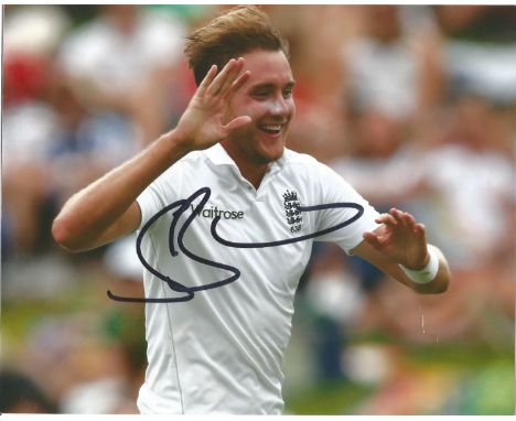 Cricket Chris Broad signed 10x8 colour photo pictured while playing Test match cricket for England. Good condition. All autog