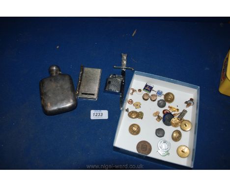 Miscellaneous military Buttons and enamel badges, studs, etc., the buttons depicting Hindustan Peninsula '76, plus hip flask,